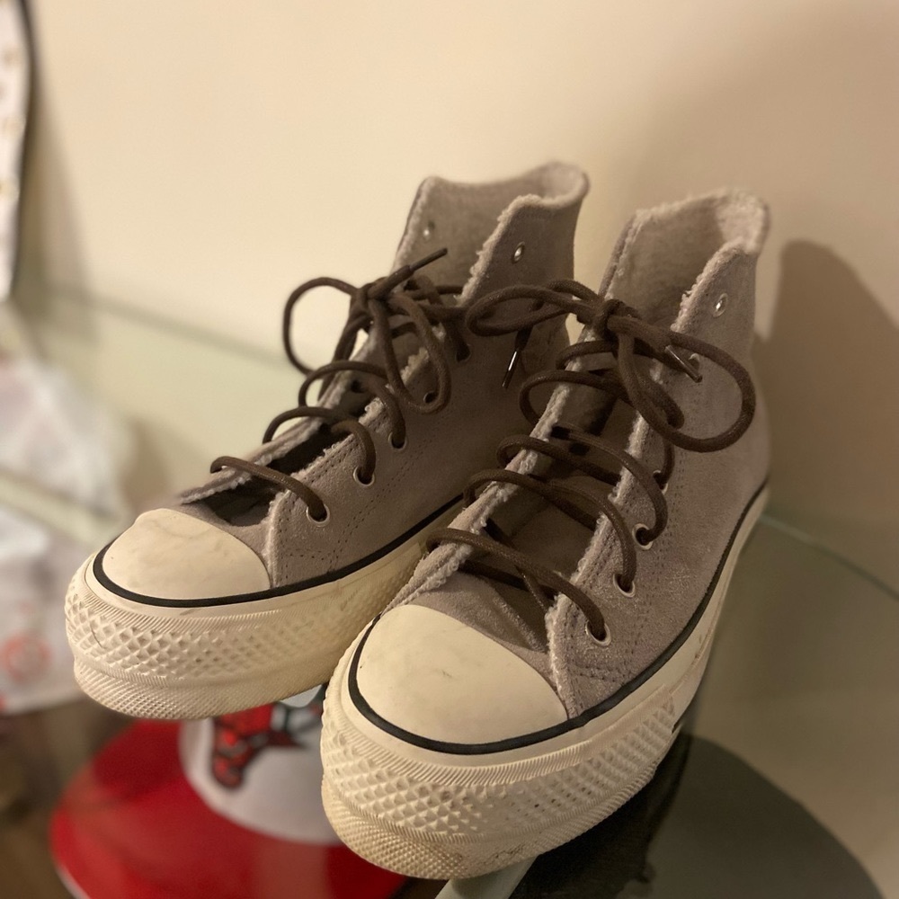 Sherpa-lined Platform Converse